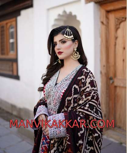 Kashmiri Girl Escort Mumbai